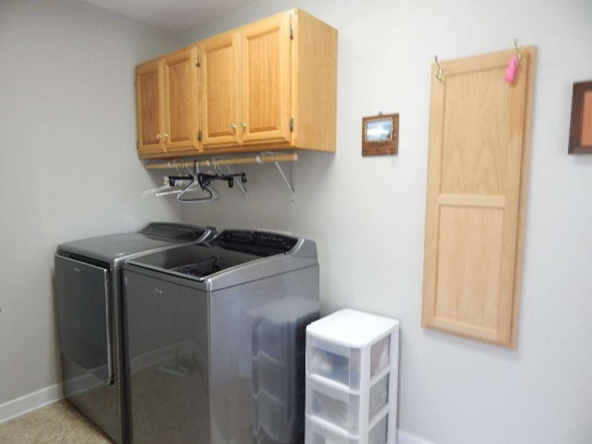 6 x 10 utility room and the washer and dryer remain.