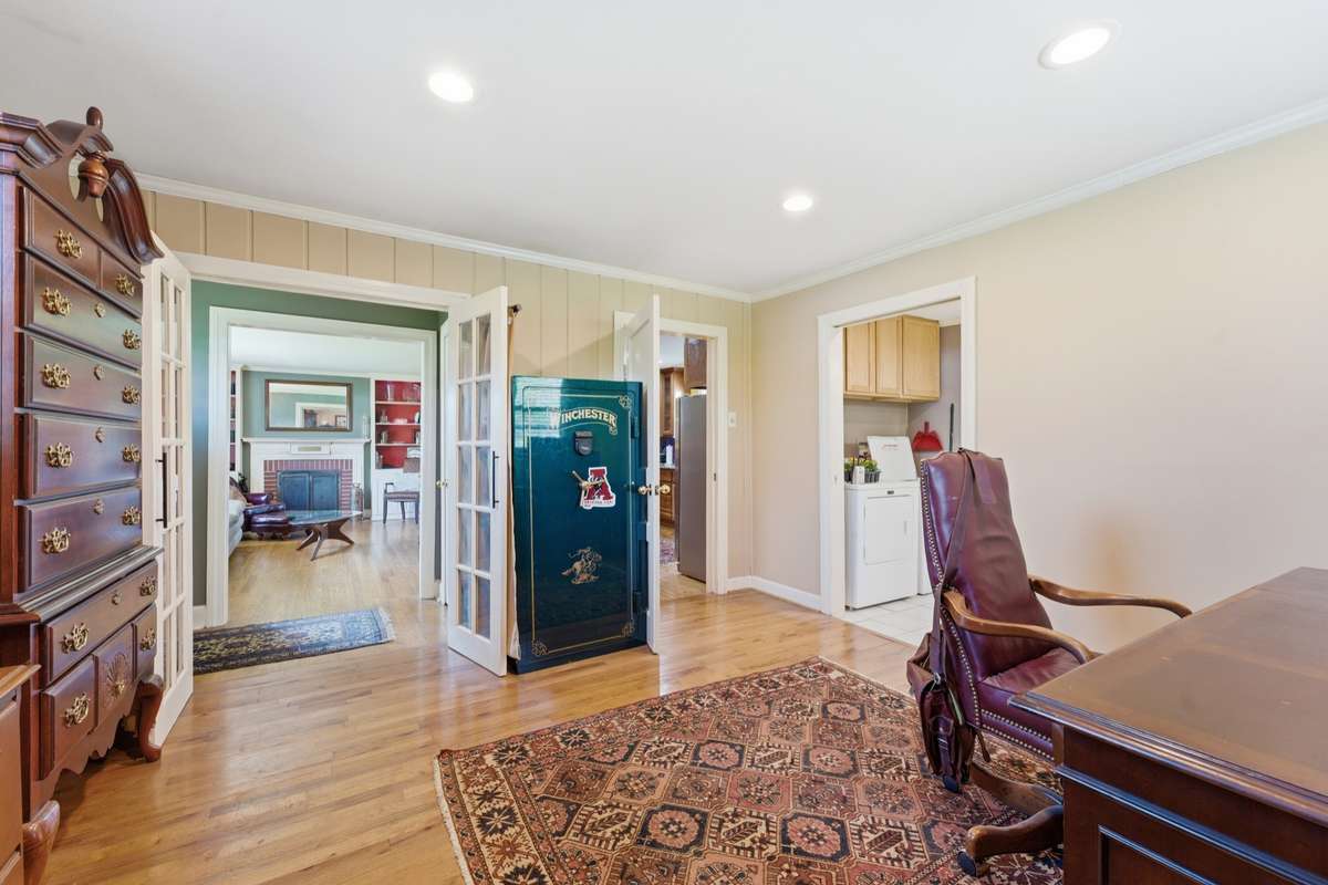 Office or hobby room