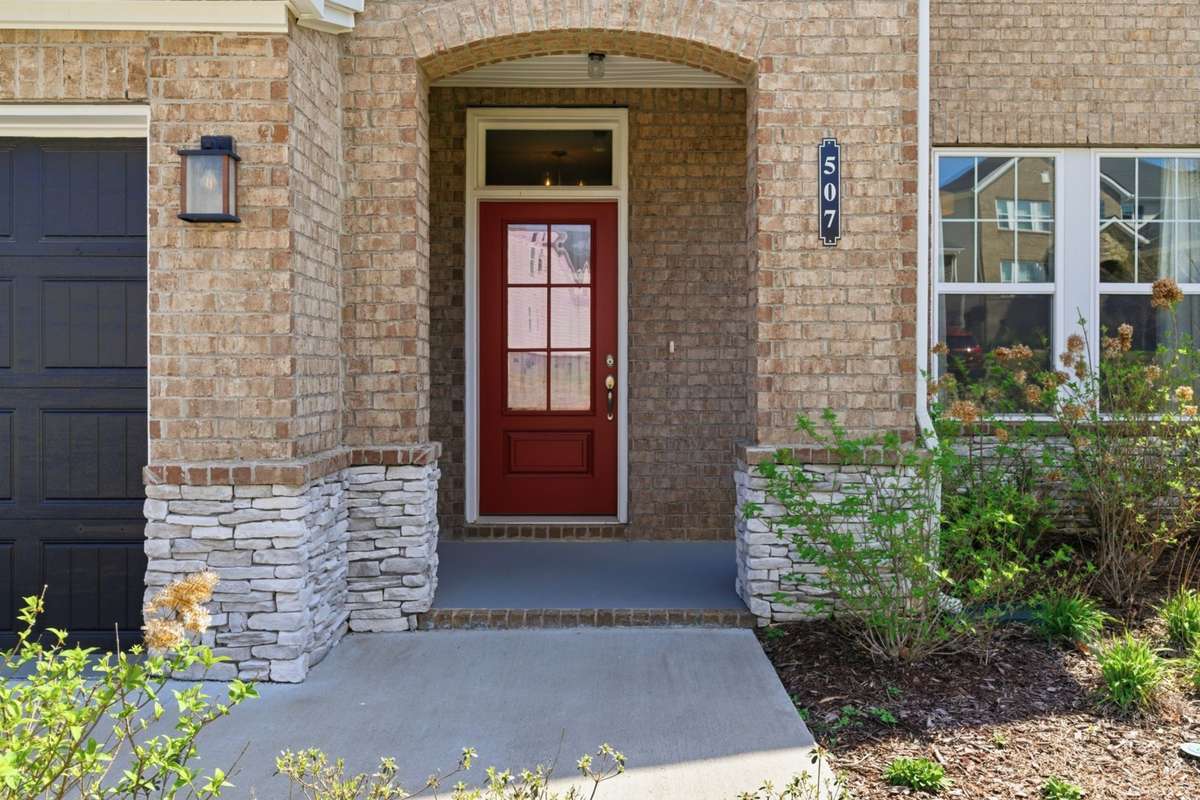 Entry / Foyer