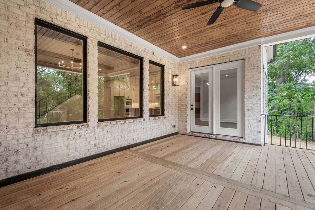 Build the Rutledge plan! Home has not started construction yet and waiting for you to build it! Pick your plan & options & designer finishes!