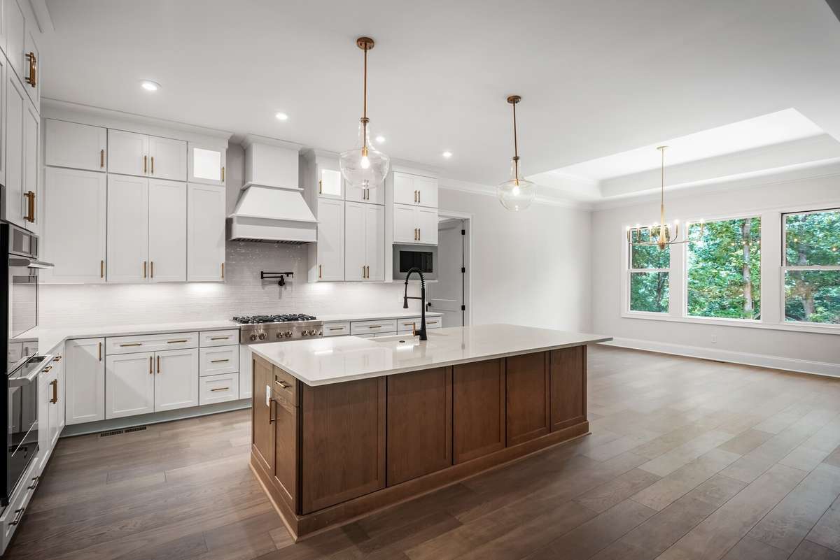 Build the Rutledge plan! Home has not started construction yet and waiting for you to build it! Pick your plan & options & designer finishes!
