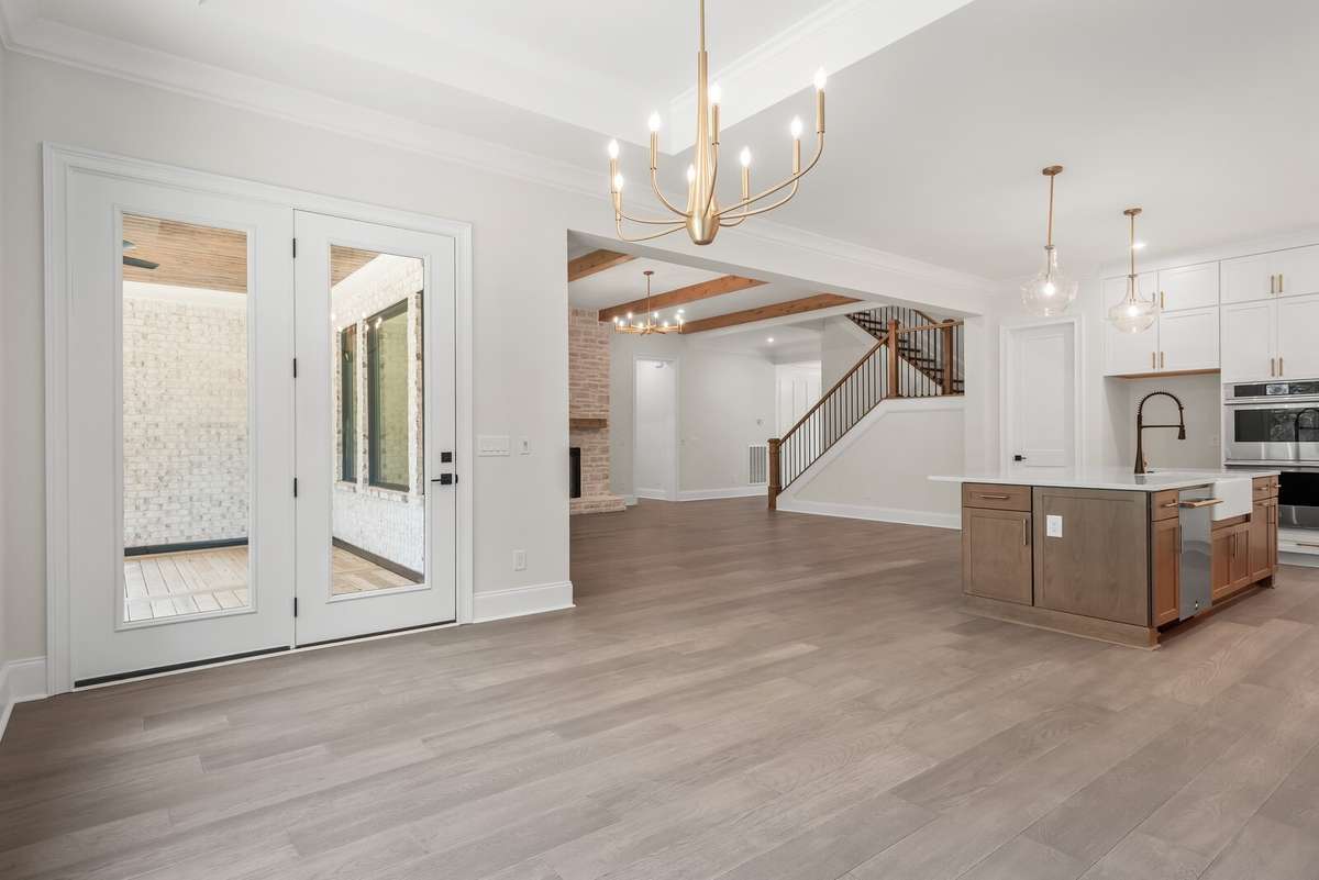 Build the Rutledge plan! Home has not started construction yet and waiting for you to build it! Pick your plan & options & designer finishes!