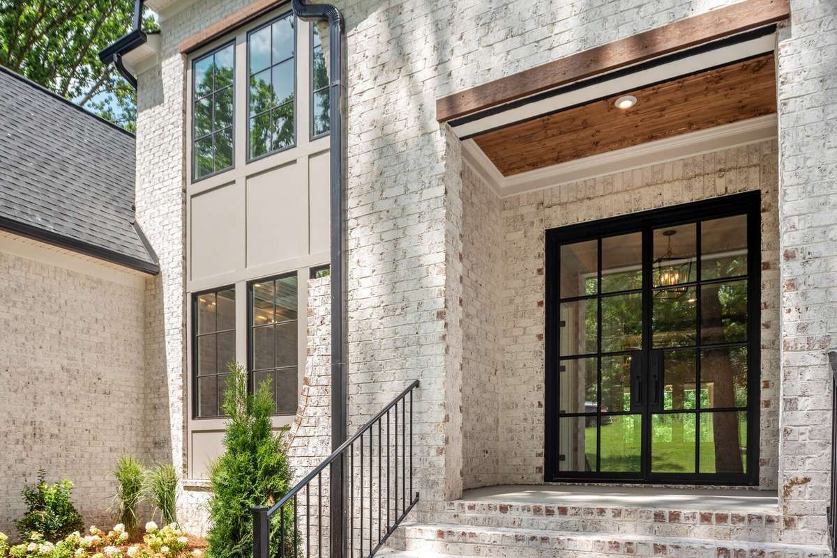 Build the Rutledge plan! Home has not started construction yet and waiting for you to build it! Pick your plan & options & designer finishes!