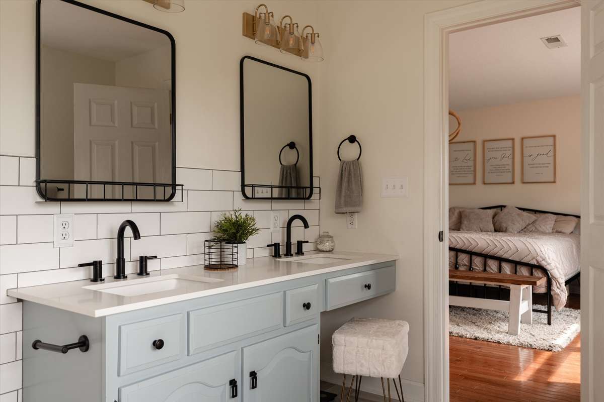 Double vanity