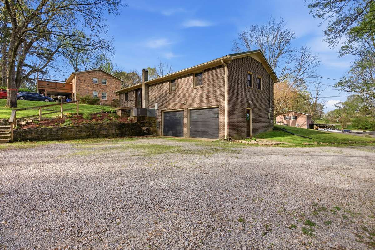 A sideview of the home can be seen here; plenty of room for guest to park.