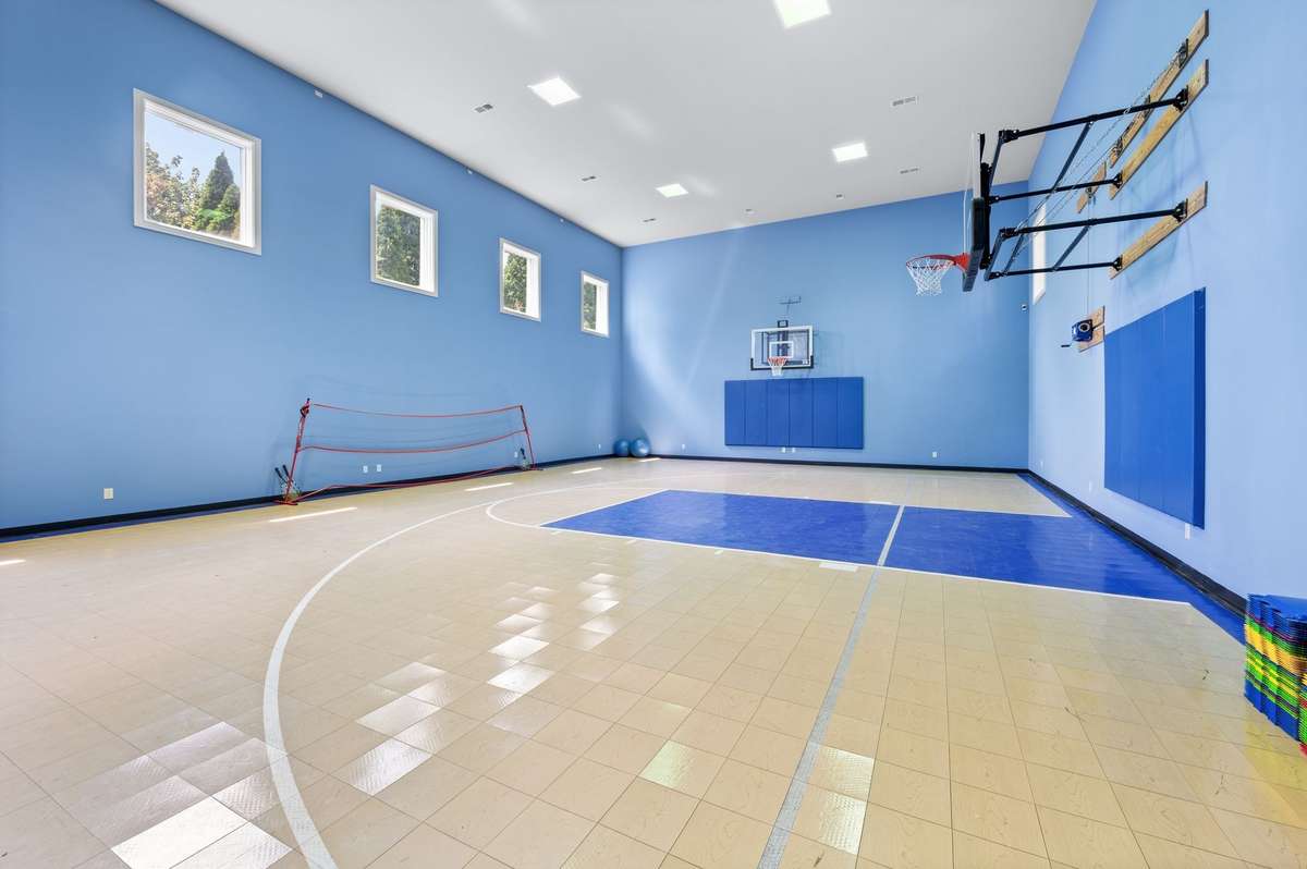 This court has baskets at all levels and lots of space for all of your sports enthusiasts!