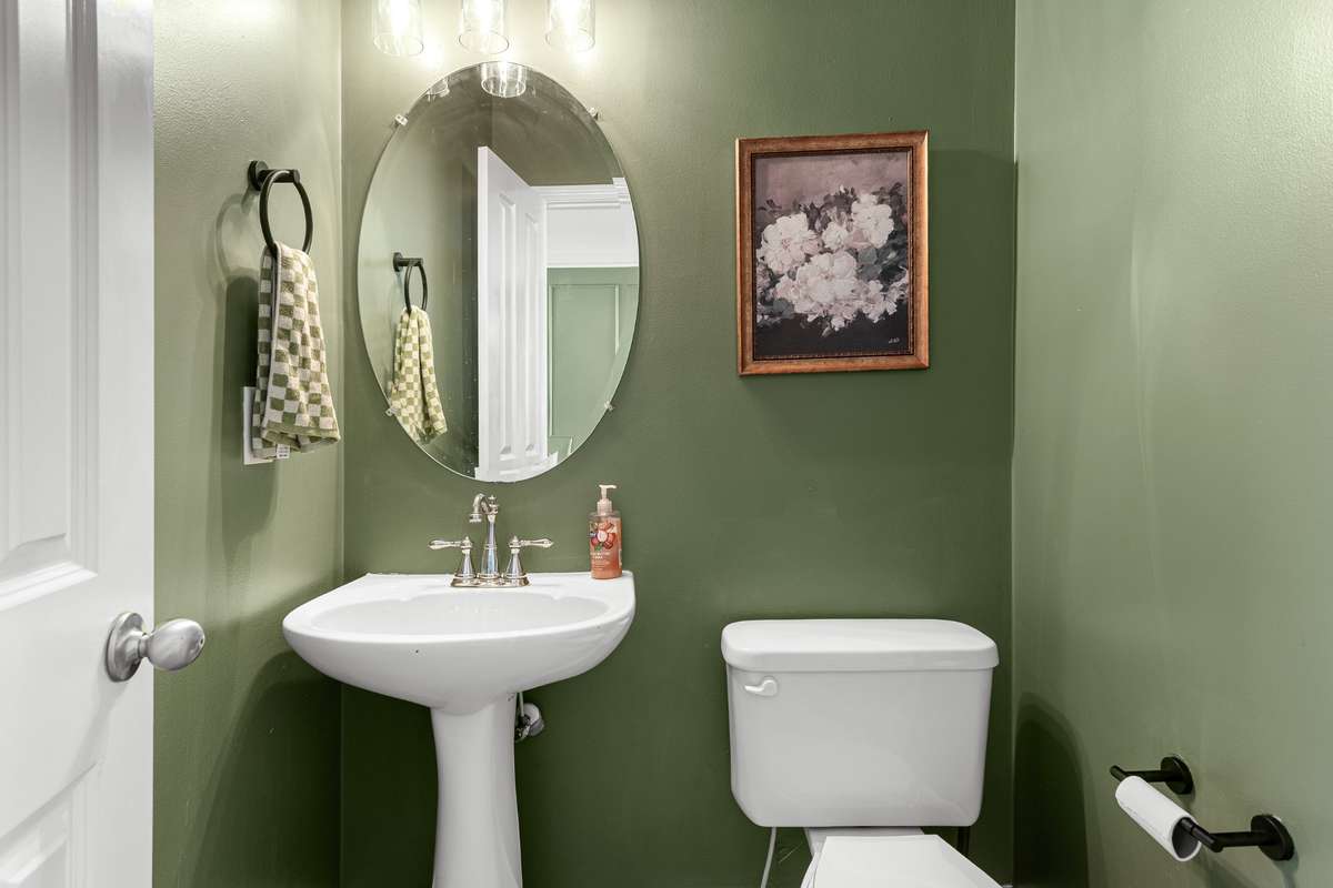 First level powder bath
