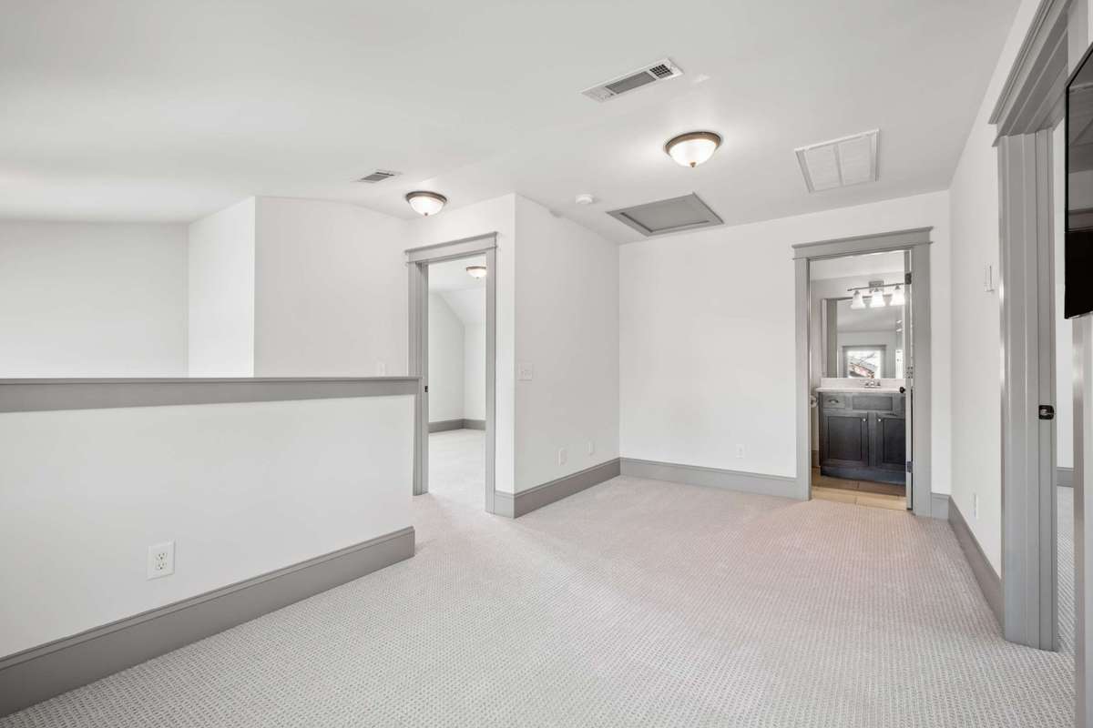 2 bedrooms, a full bathroom and bonus room upstairs.