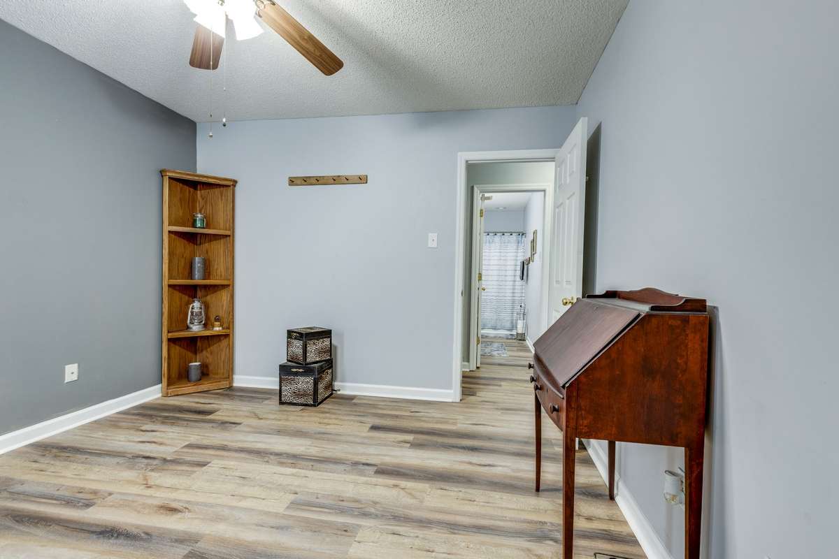 2nd Bedroom