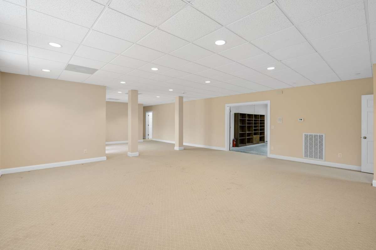 Endless possibilities how this space could be used