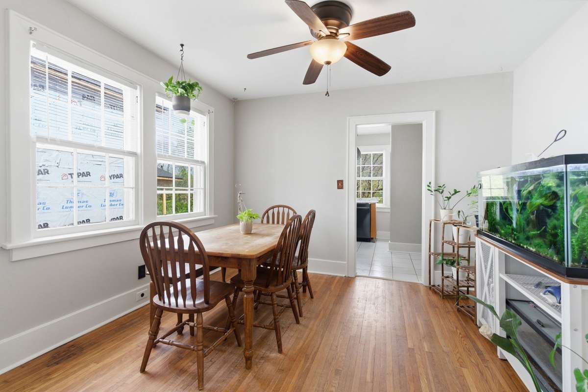 Dining area, second view