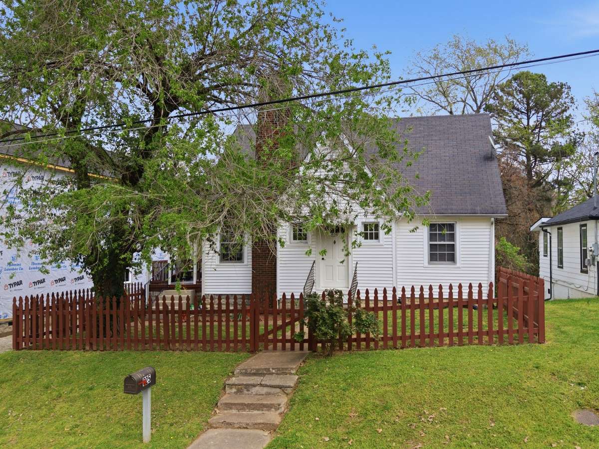 Is a picket fence on your wish list?