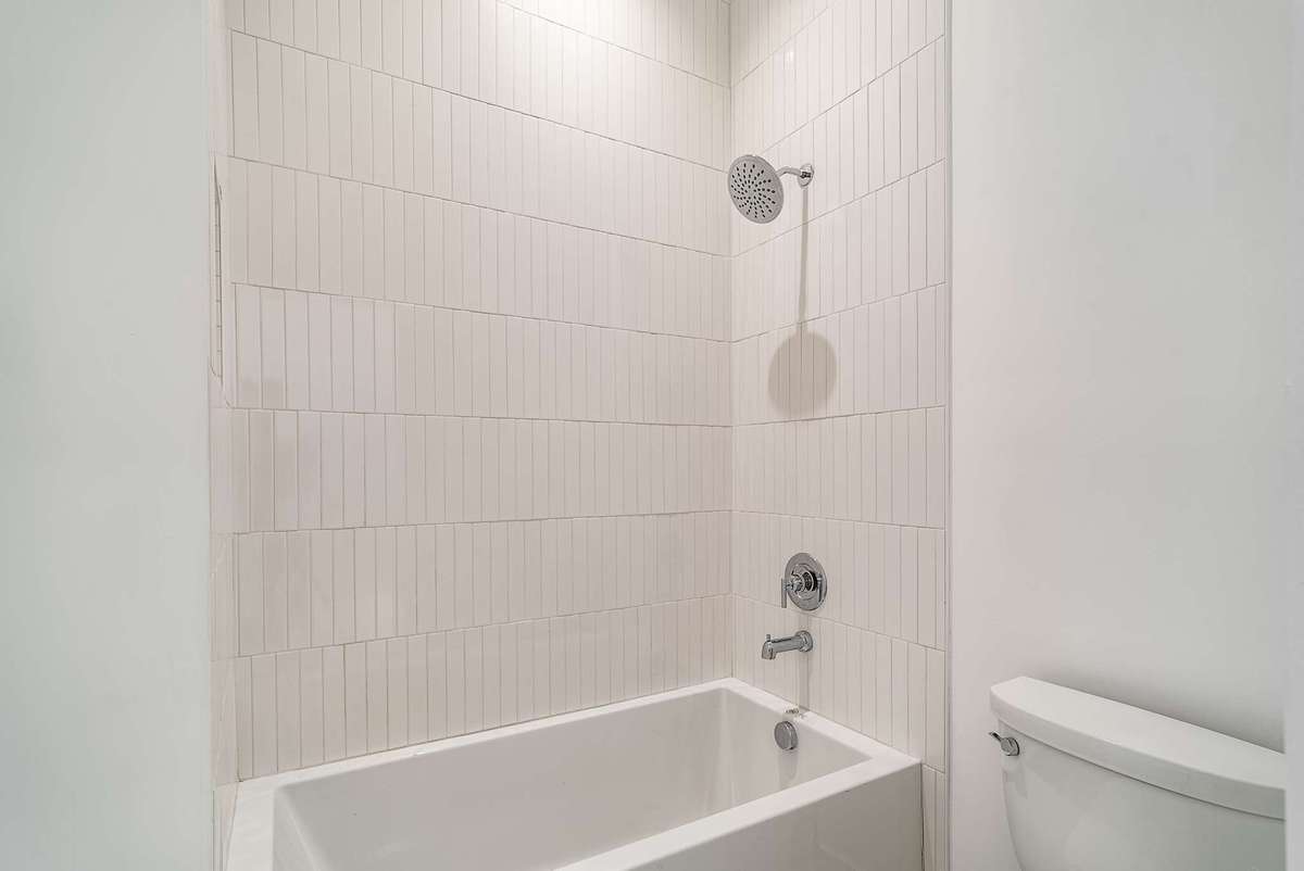 Tub with tile surround