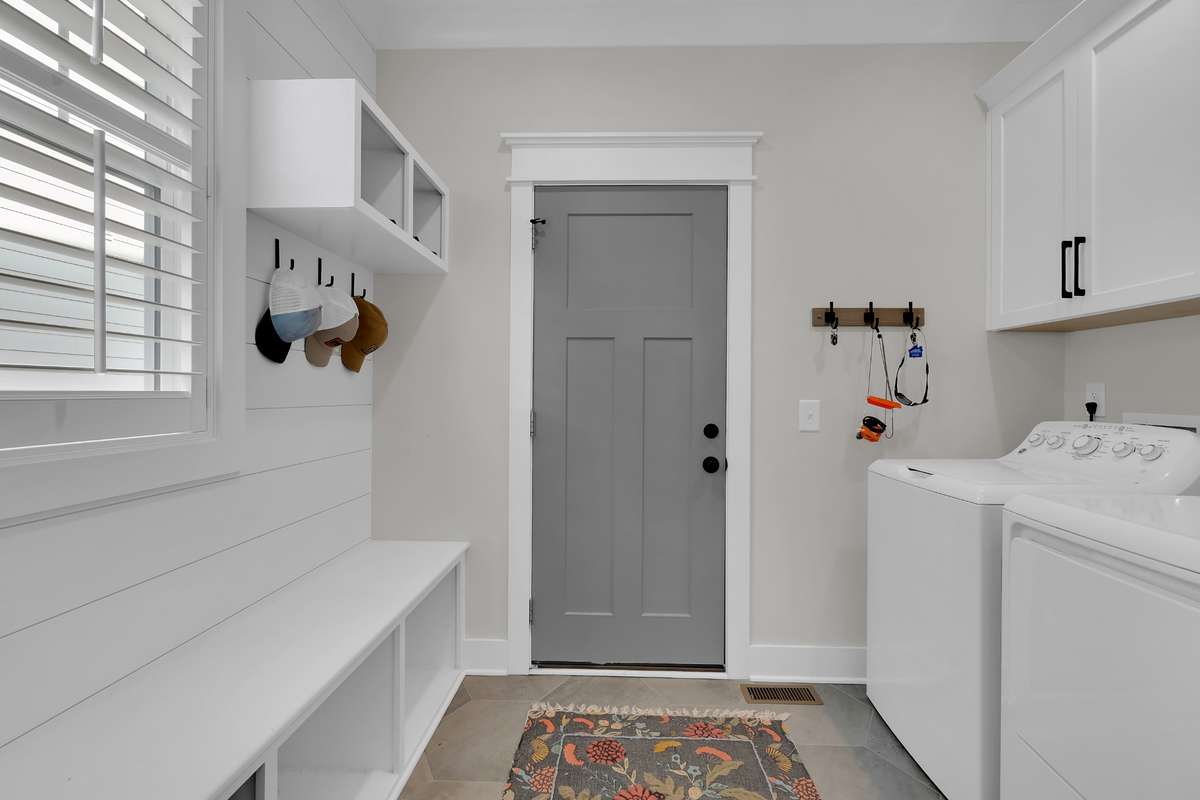 Mud Room with Laundry