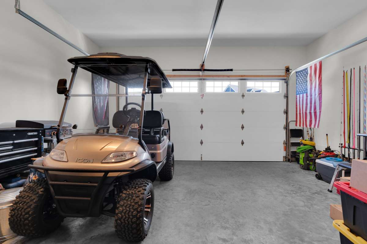 Spacious Garage