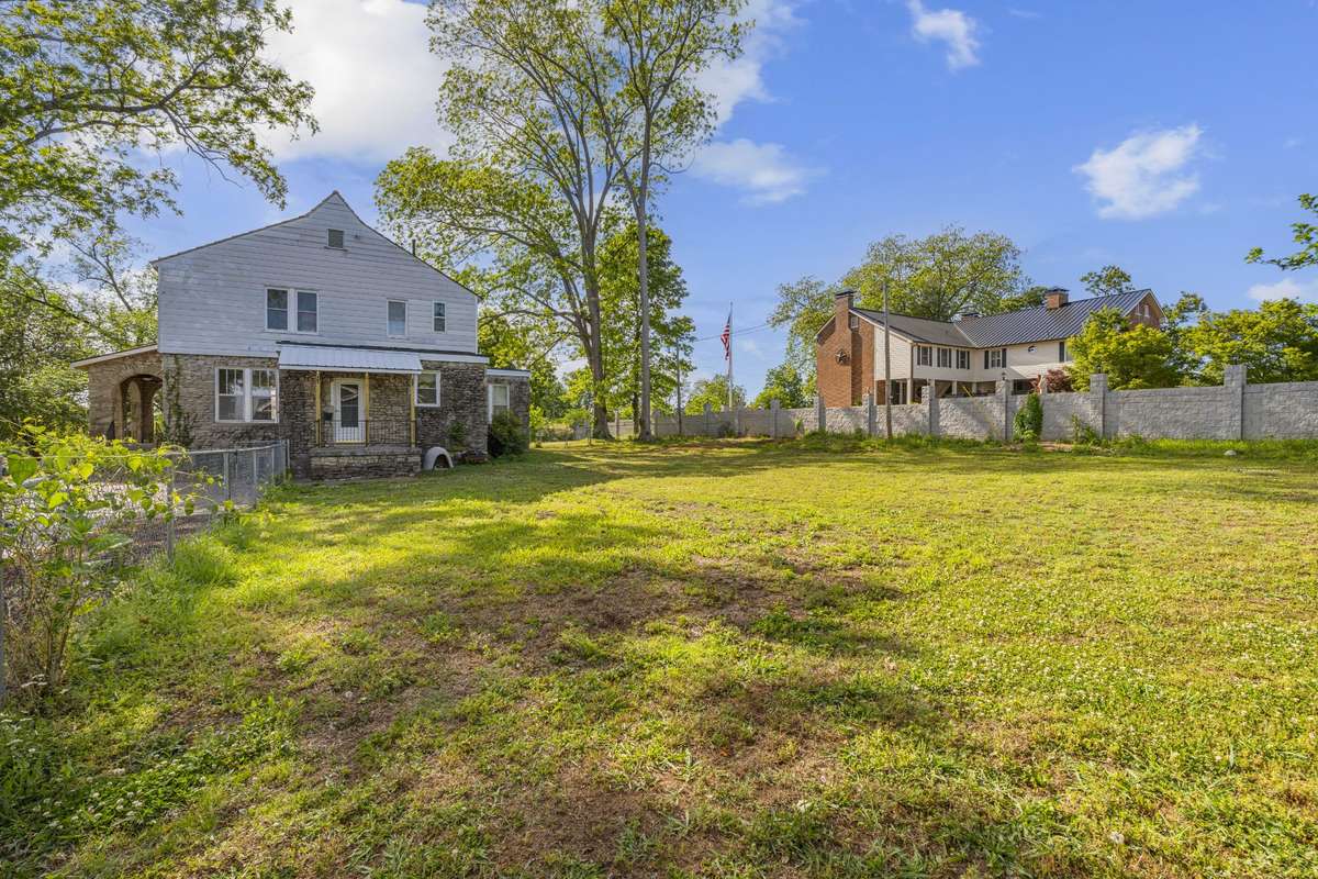 Huge fenced yard area!
