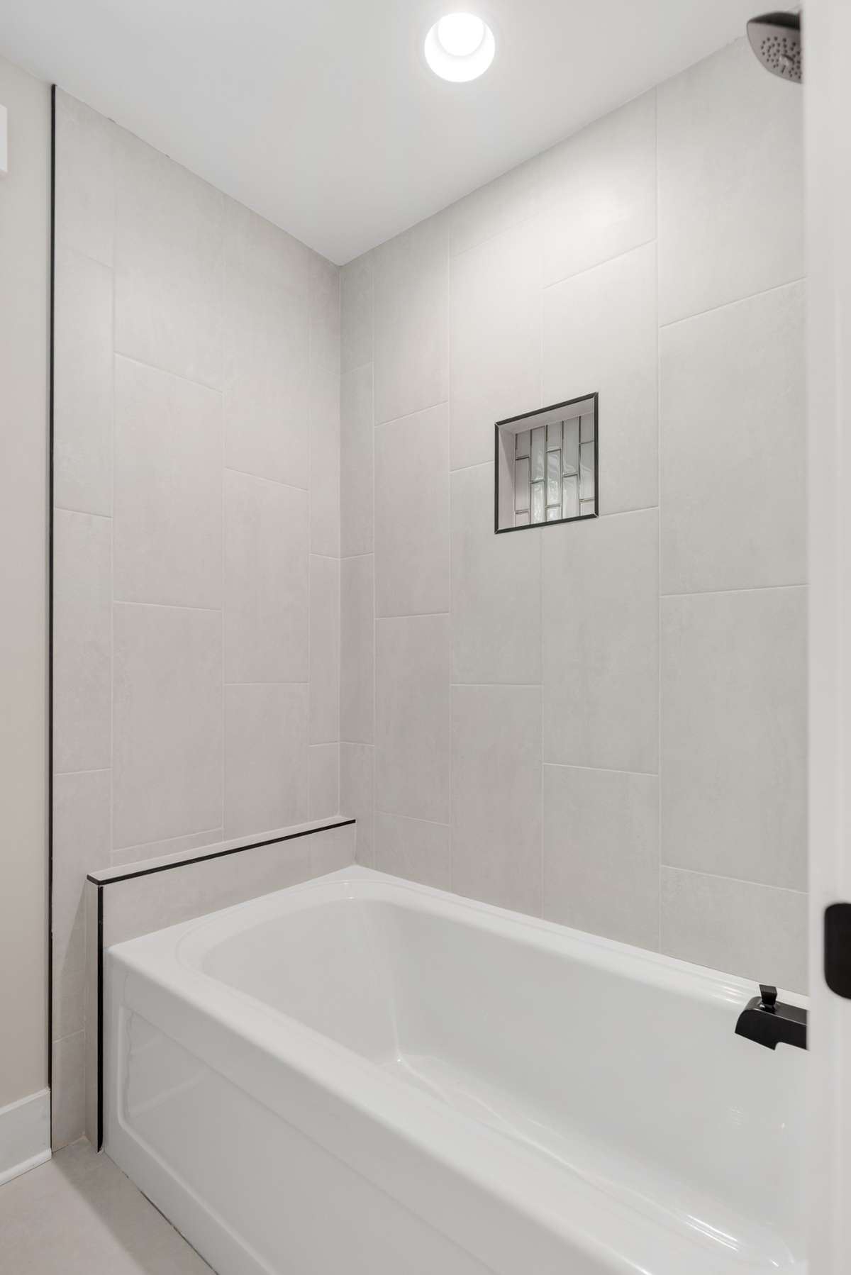 Shower Tub combo on the second floor