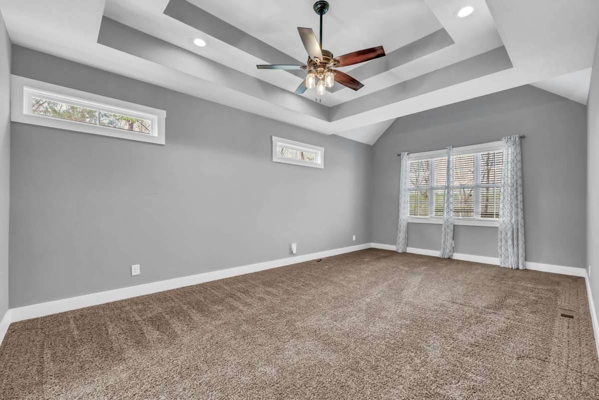 Double tray ceiling and recessed lighting