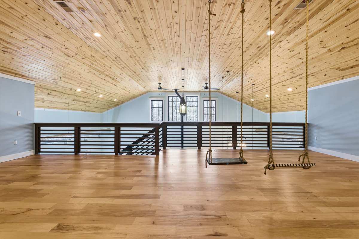 Open Loft Area