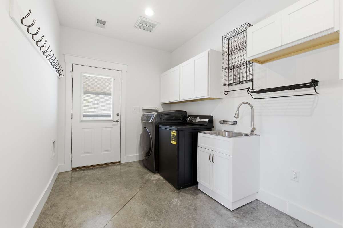 Utility / Mud Room