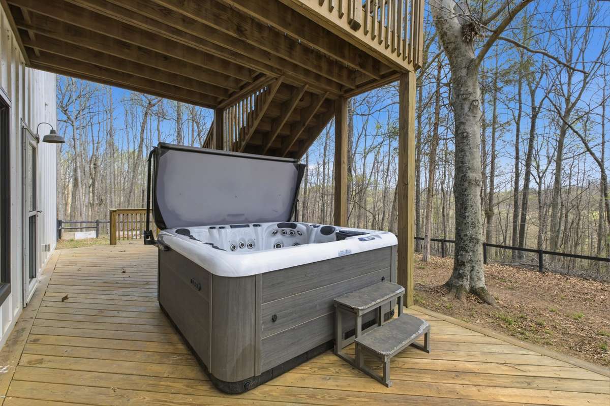 Lower Level Back Deck With Hot Tub
