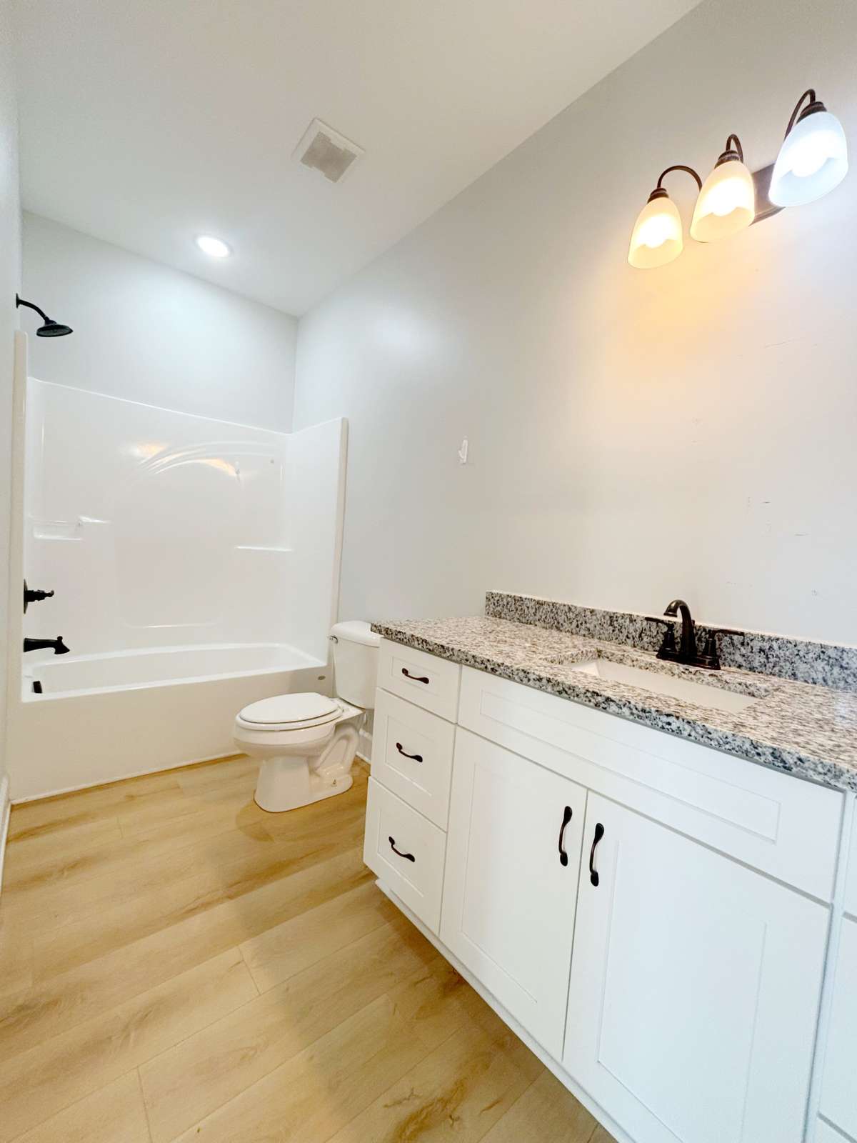 secondary bath