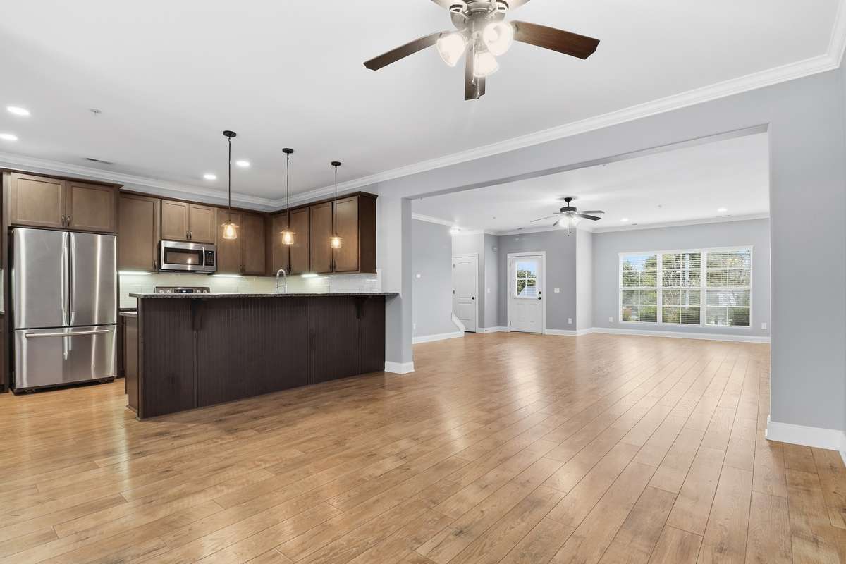 Open floor plan!