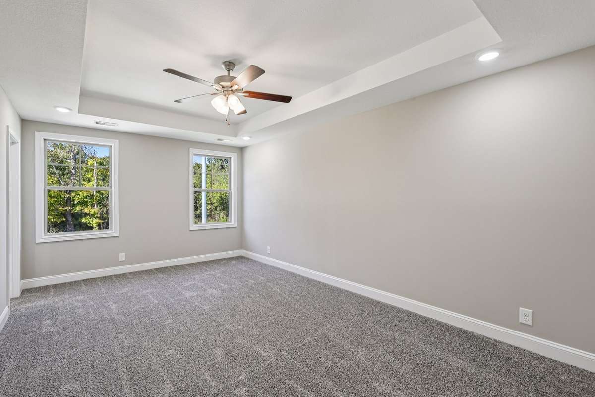 Sample pictures from a previous build showing the Baker Floor Plan. Materials and colors are subject to change without notice.