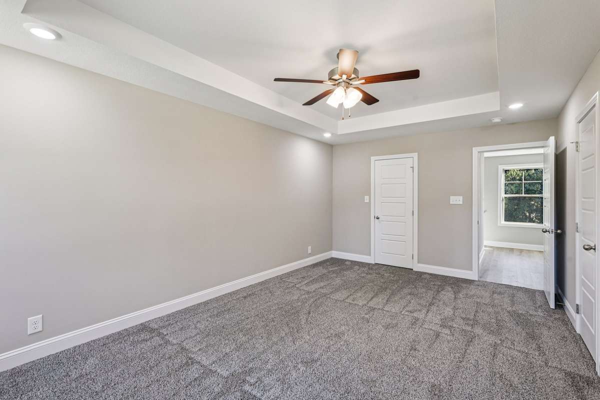 Sample pictures from a previous build showing the Baker Floor Plan. Materials and colors are subject to change without notice.