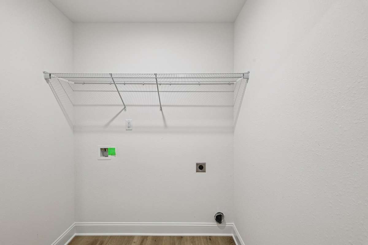 Sample pictures from a previous build showing the Baker Floor Plan. Materials and colors are subject to change without notice.