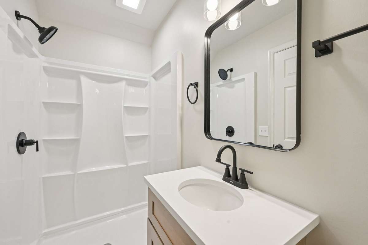 Second full bath upstairs