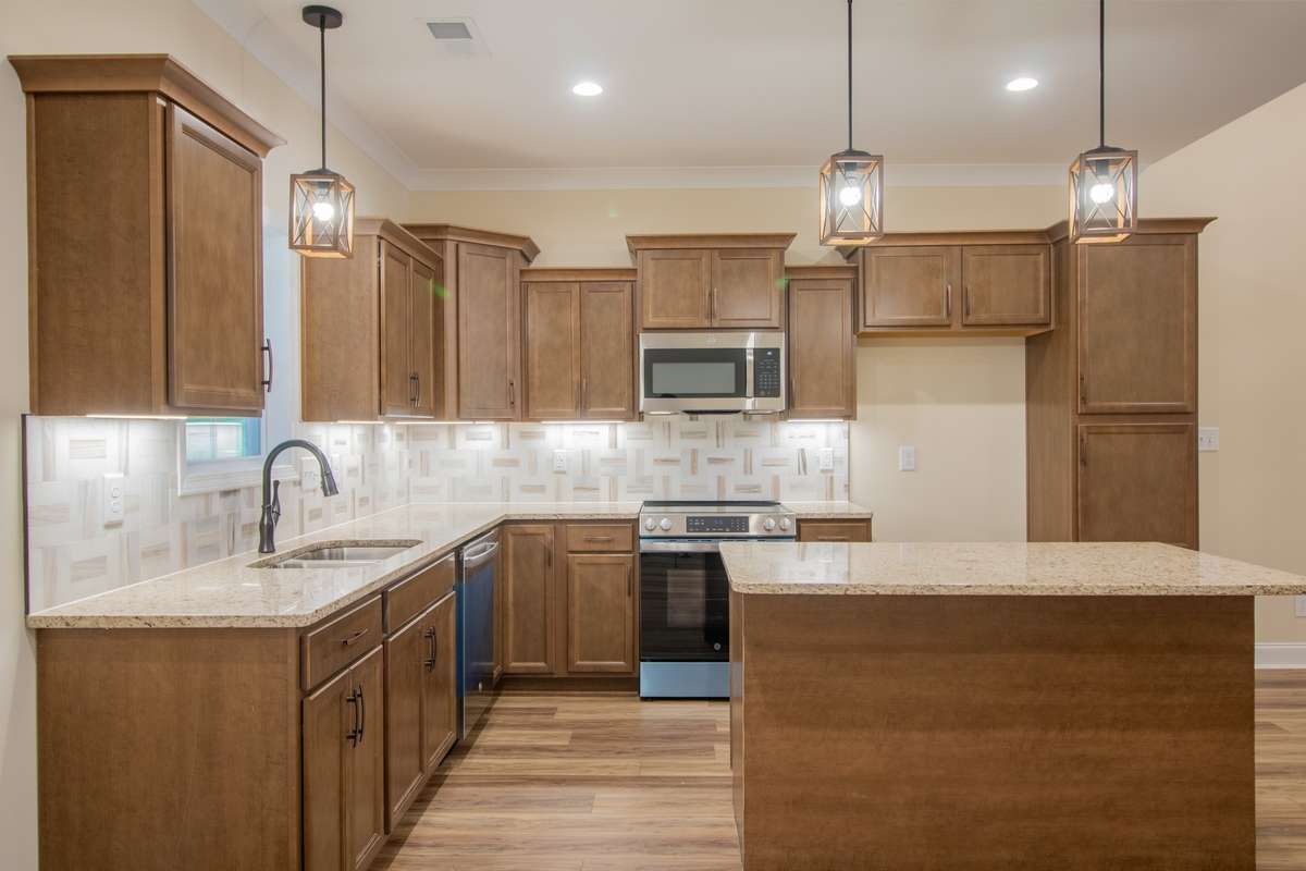 EXAMPLE>>>Another View of the Kitchen!