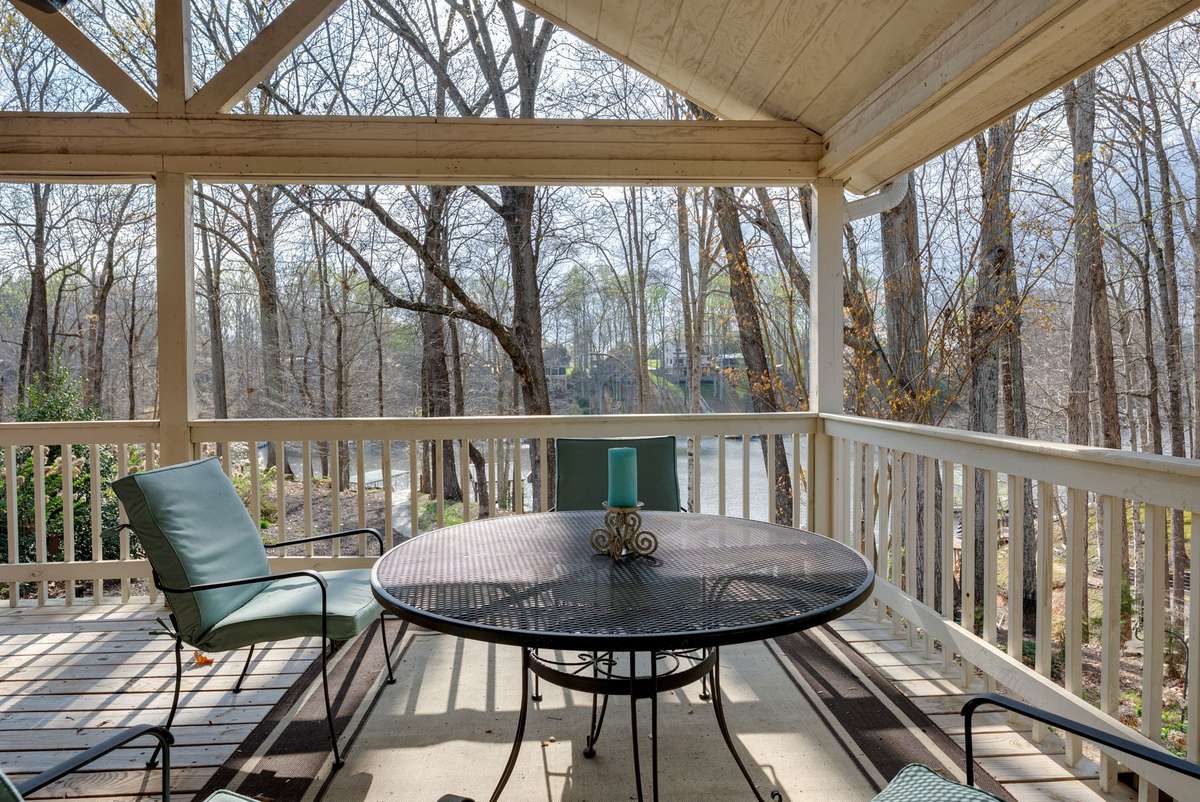 This will be your favorite spot to have your coffee every morning! 645 Wildwood Trace, Winchester, TN 37398