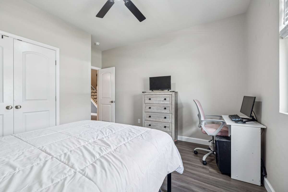 Downstairs bedroom. Perfect for guests or a home office!