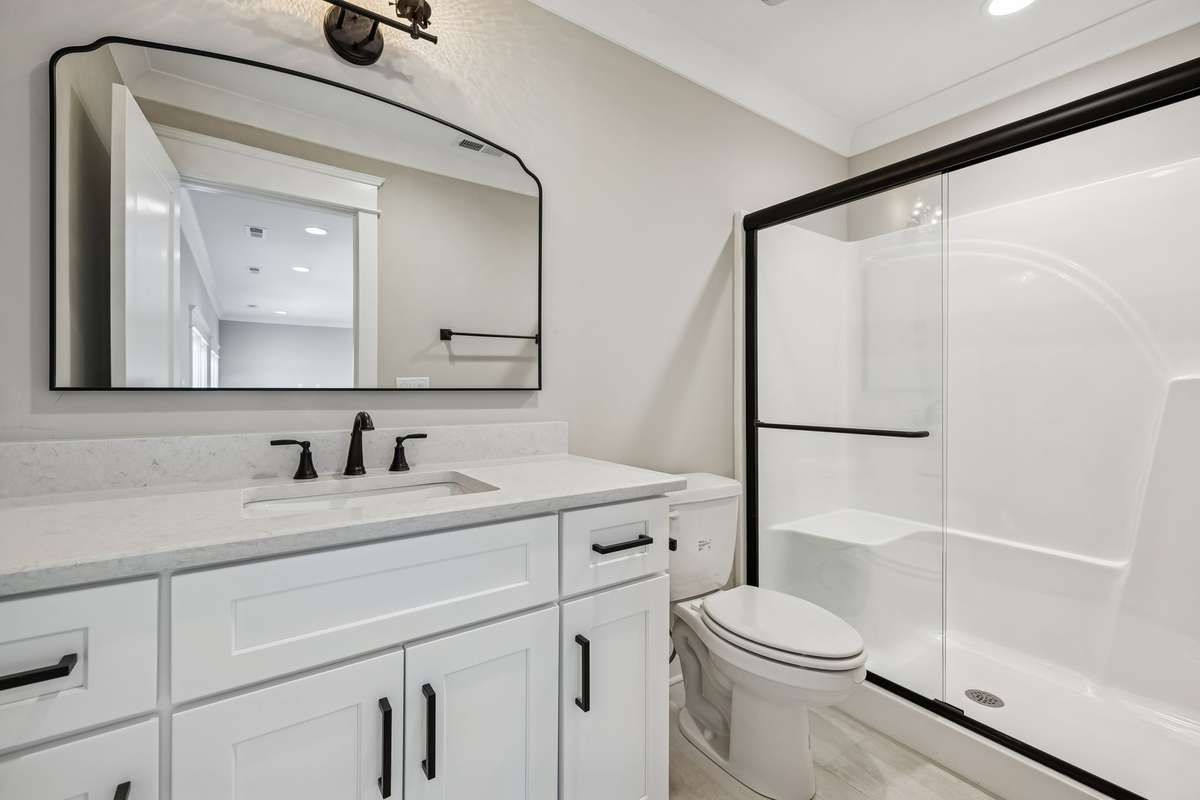 Upstairs Full Bath With Shower