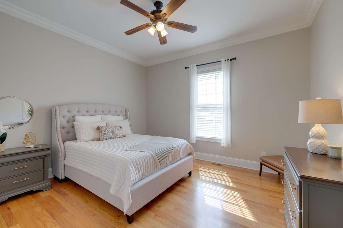 Stunning guest bedroom
