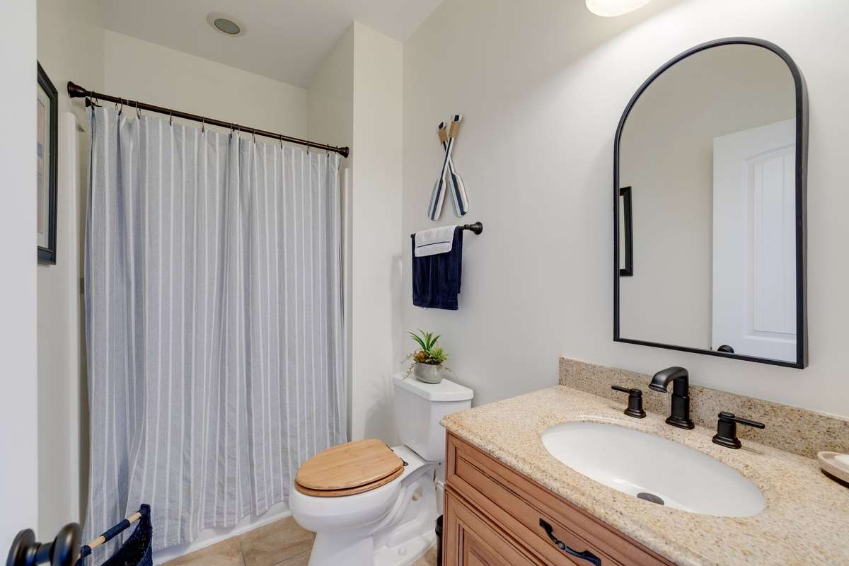 upstairs bathroom