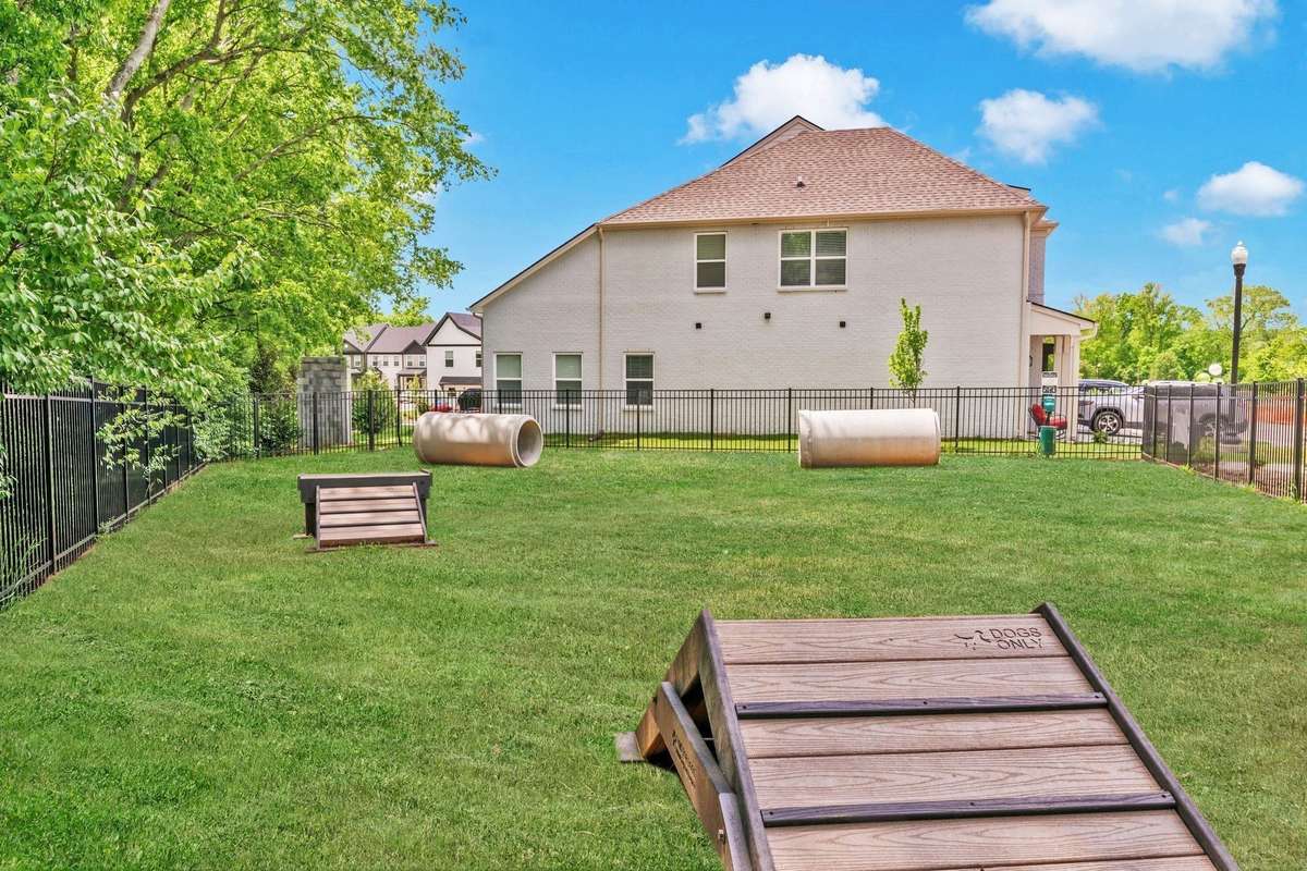 Oxford Station Dog Park - Come tour today!