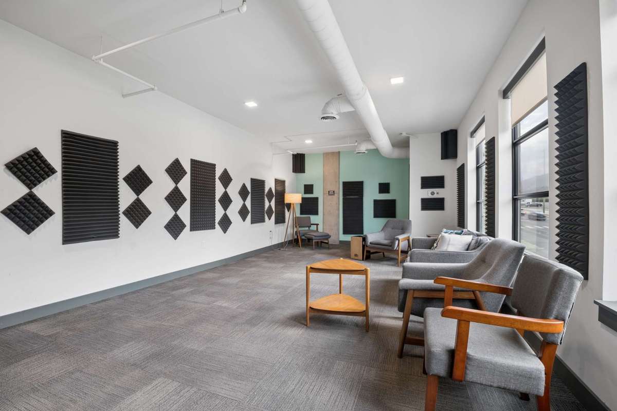 Music/recording room (in parking garage, floor "L")