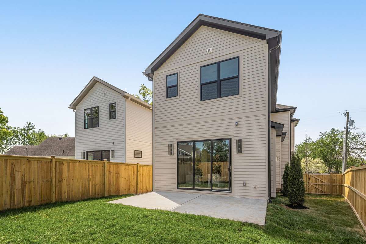 Additional yard space on the side of the home