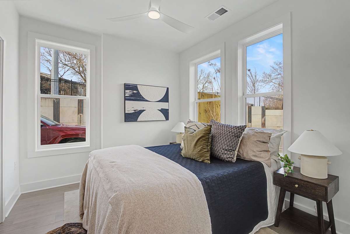 Pictures from furnished model #103