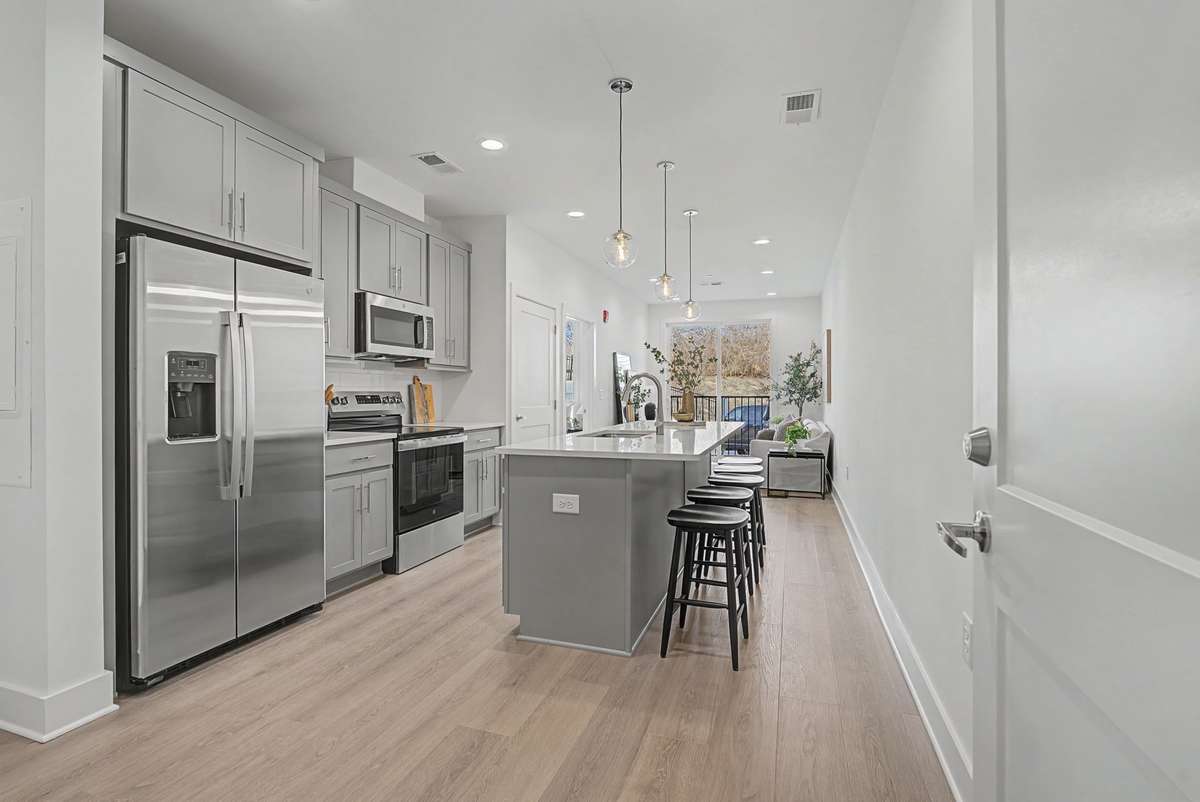 Pictures from furnished model #103