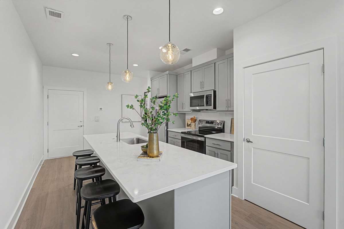Pictures from furnished model #103