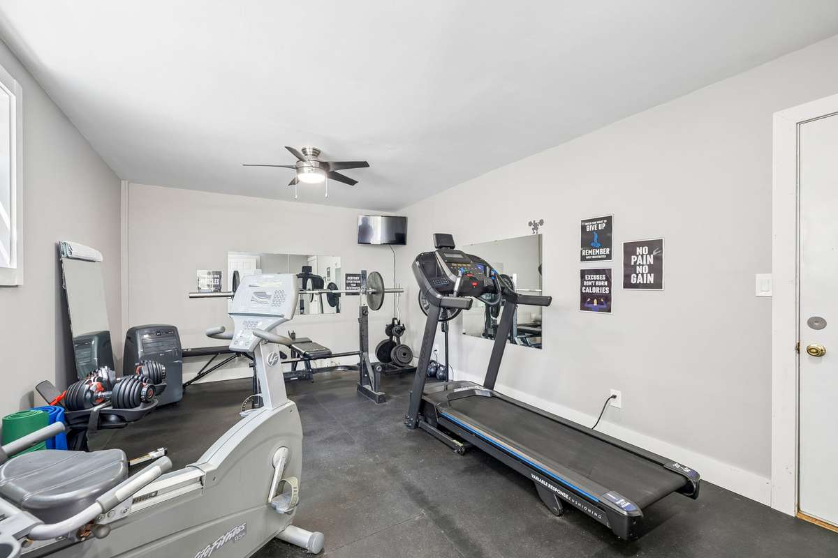 Gym in detached shop