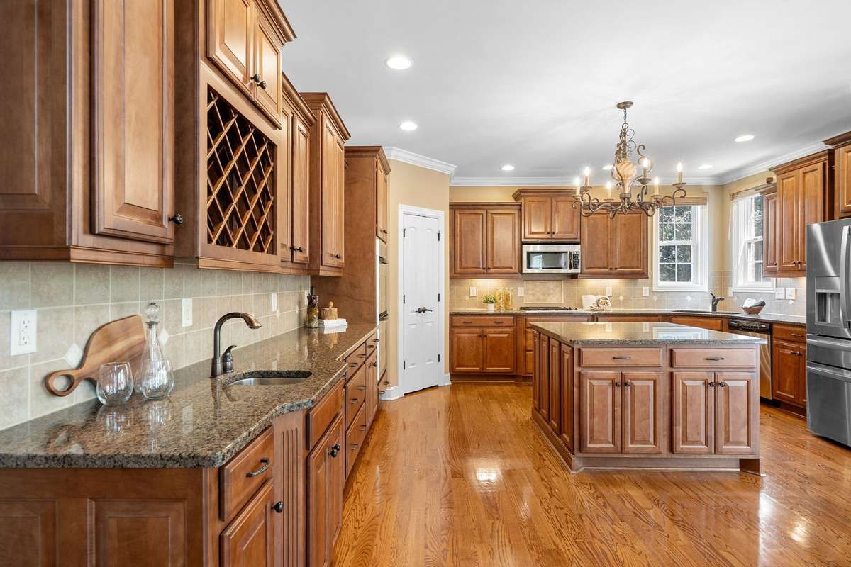 Wet bar in kitchen.