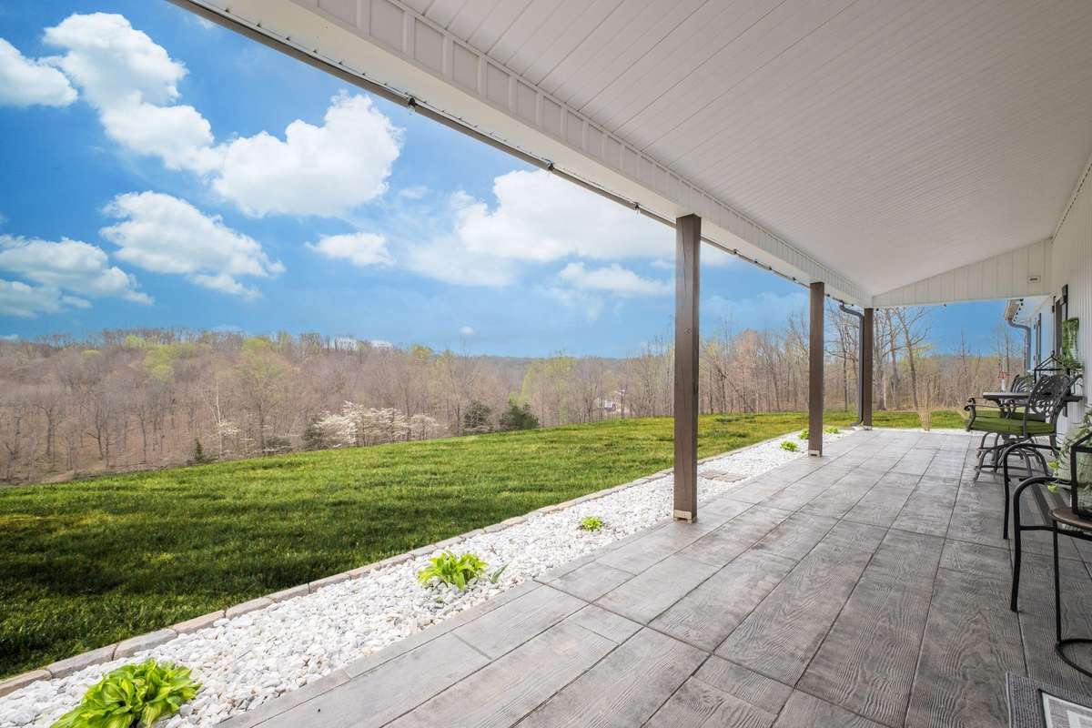 Million Dollar View out the Front Door!!!!
NOTE: Green Grass Edits on Exterior Photos