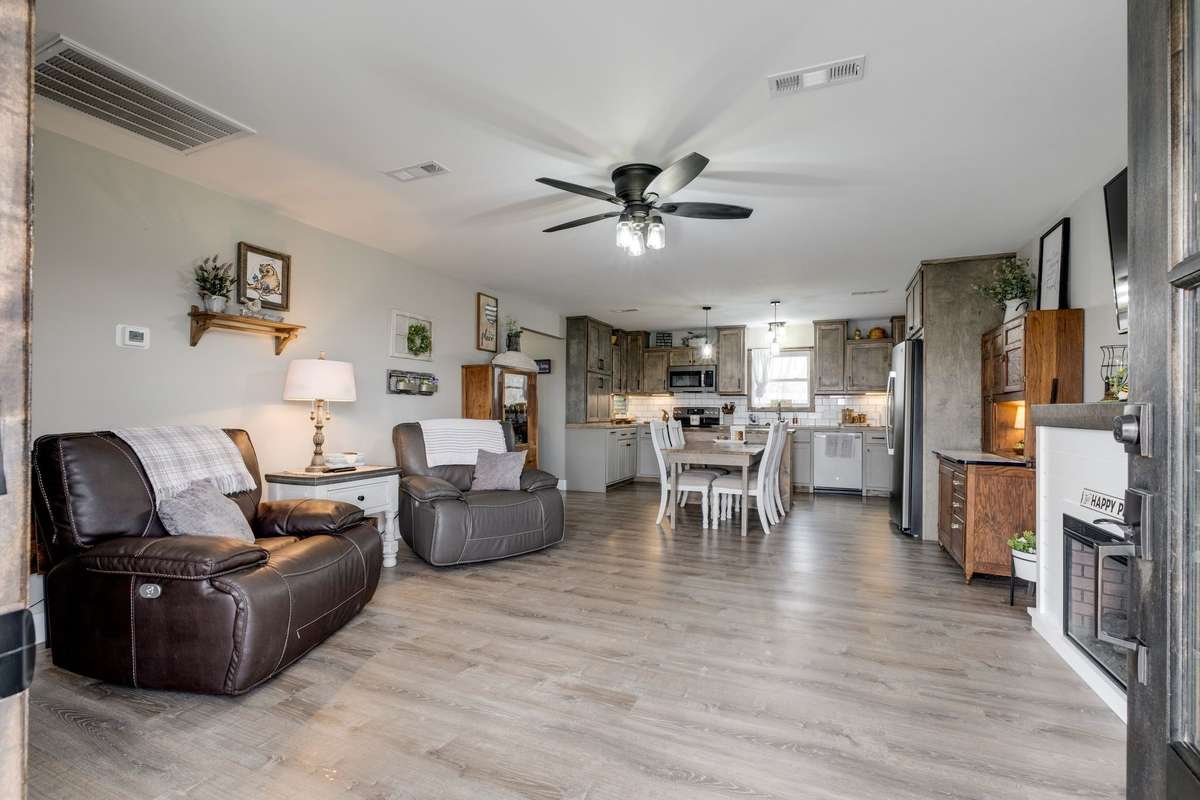 FABULOUS Open Concept Design!!!