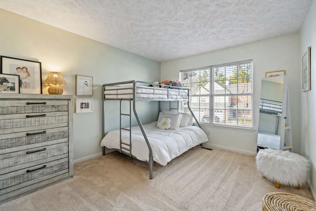 Bedroom 2 / 12x11