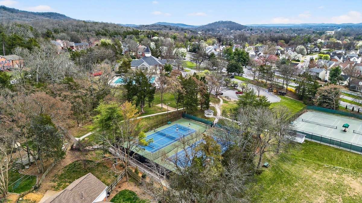 Enjoy access to Fieldstone's clubhouse, pools, playgrounds, sports courts + walking trails... all under $450K!