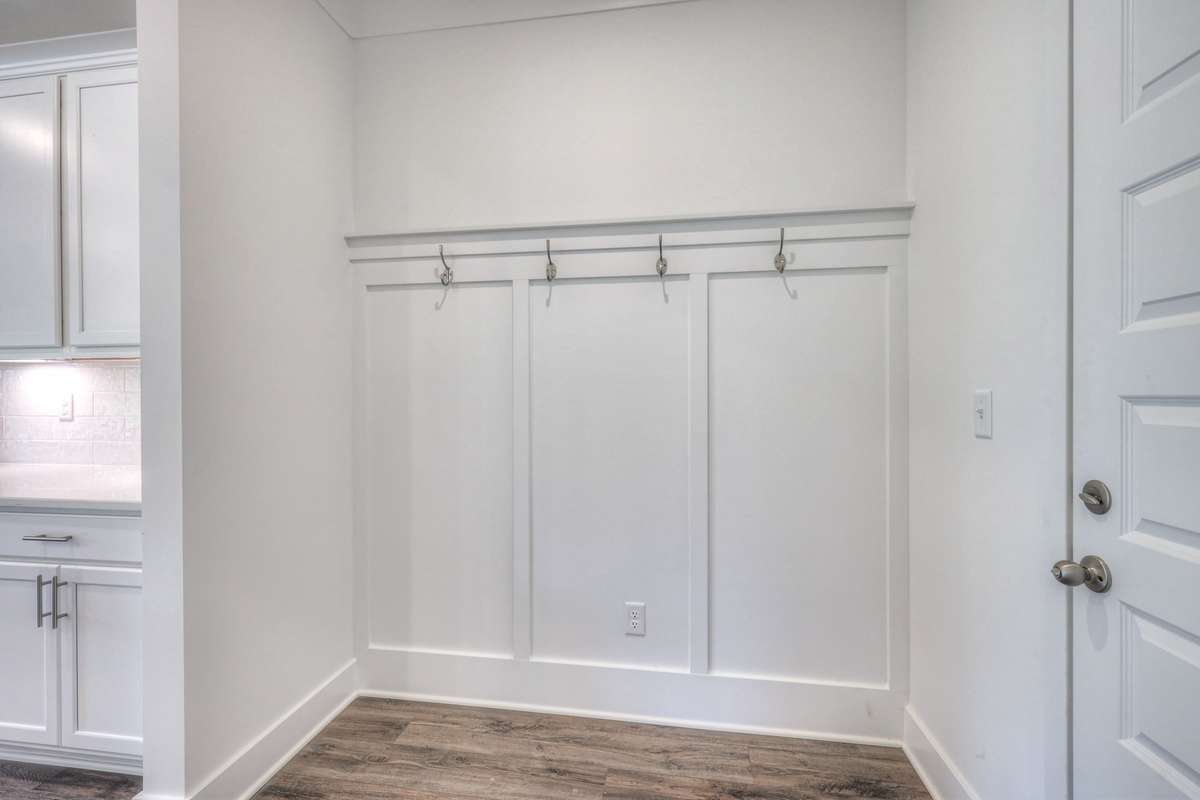**Photos are of a model home example and not all selections will match subject property**